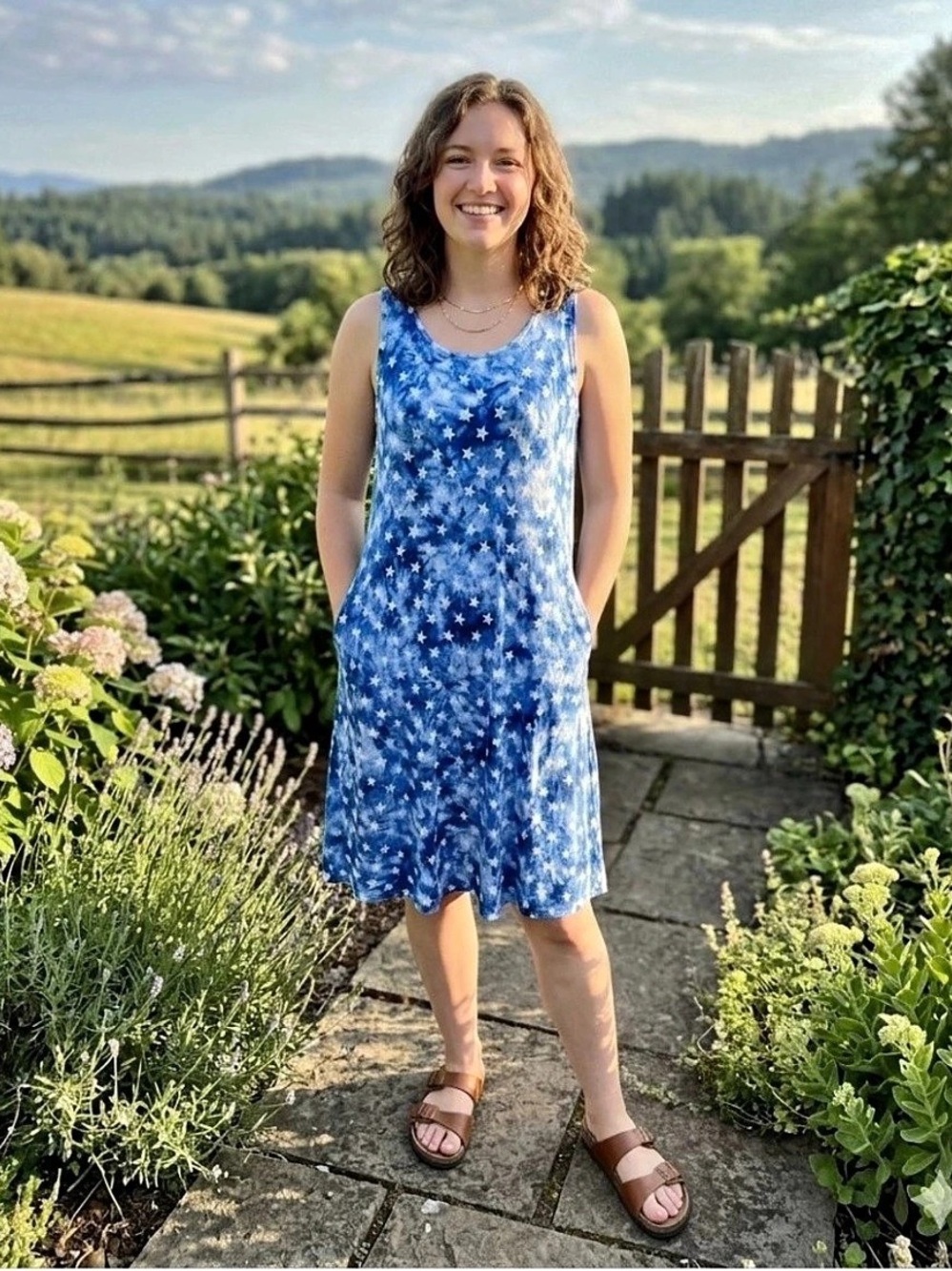 👗NWOT Cupio Floral Midi Dress in Blue & White Size Large